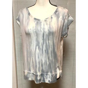 Red Haute Grey & White Ombré Top NWT — SMALL